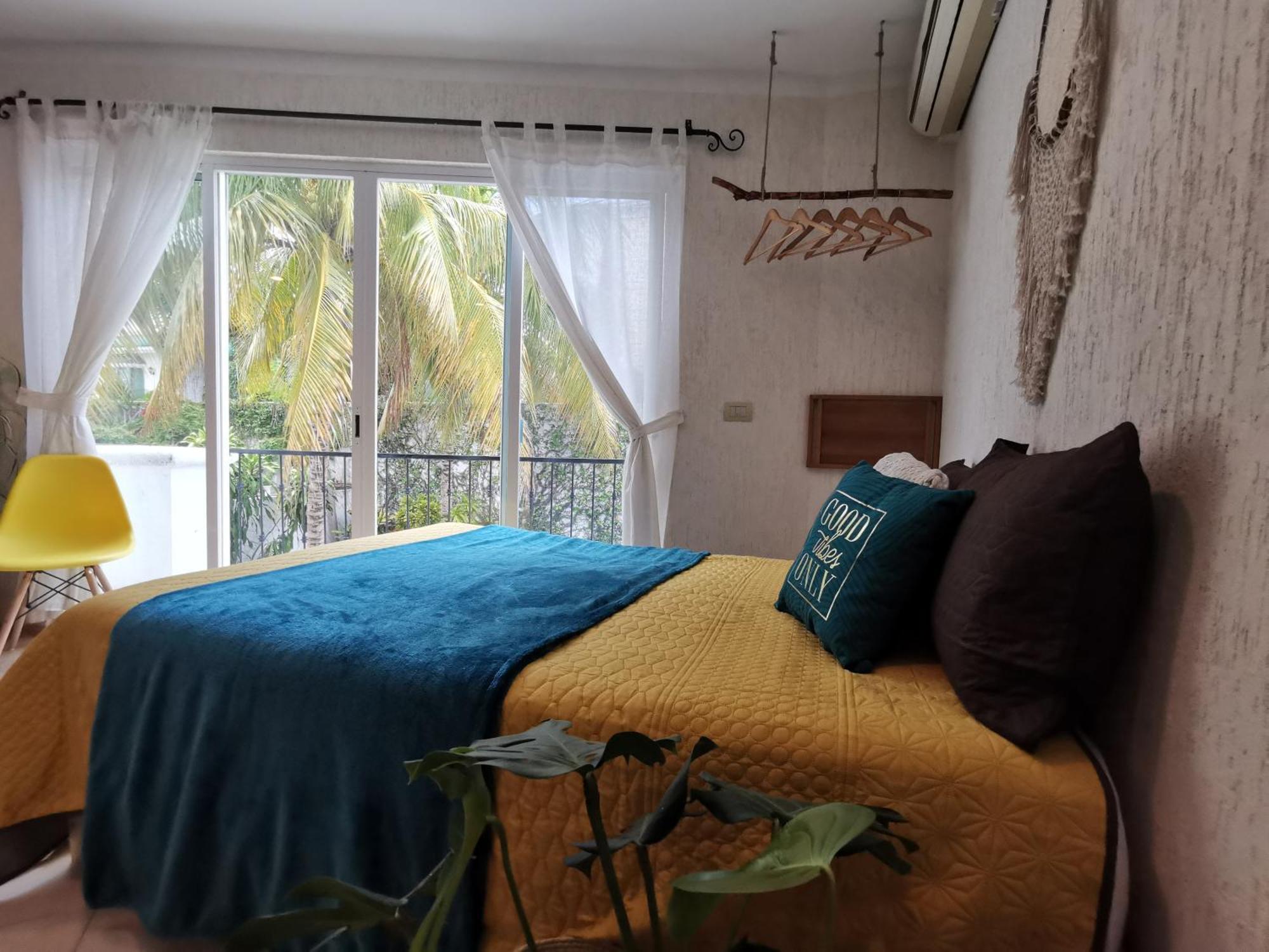 Beautiful & Cozy Near Beach Apartment Pool & Kingsize Bed Cancun Room photo